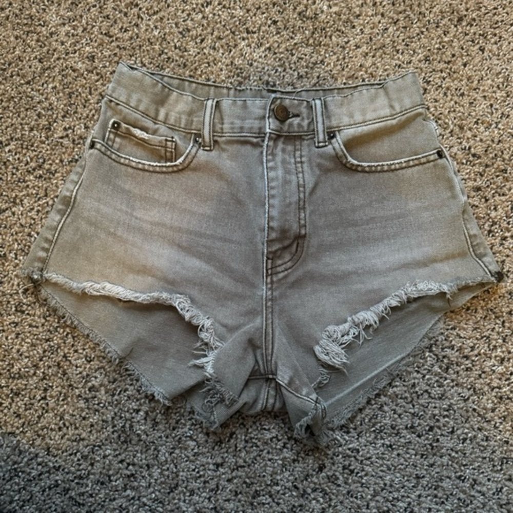 BDG Urban outfitters cheeky shorts size 25